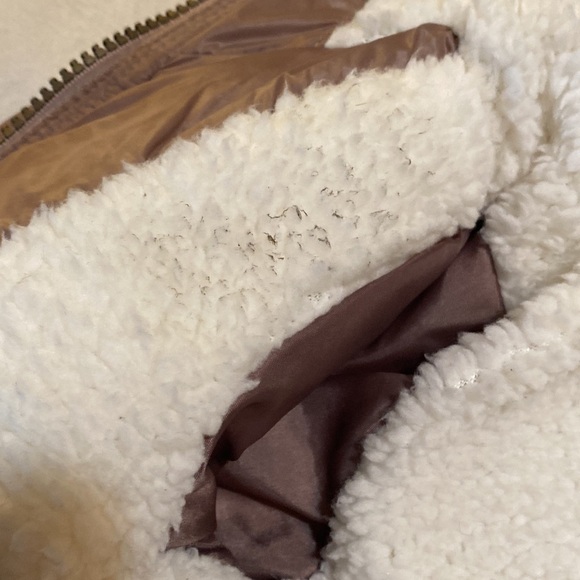 Old Navy | Puffer | Faux | Size: 12-18M - Picture 9 of 14